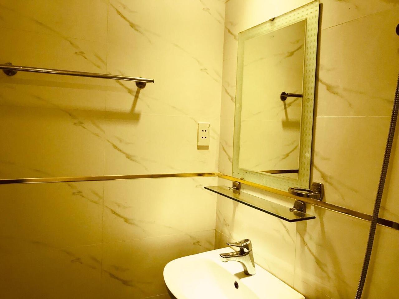 Quynh Anh Hotel Bandar Ho Chi Minh Luaran gambar