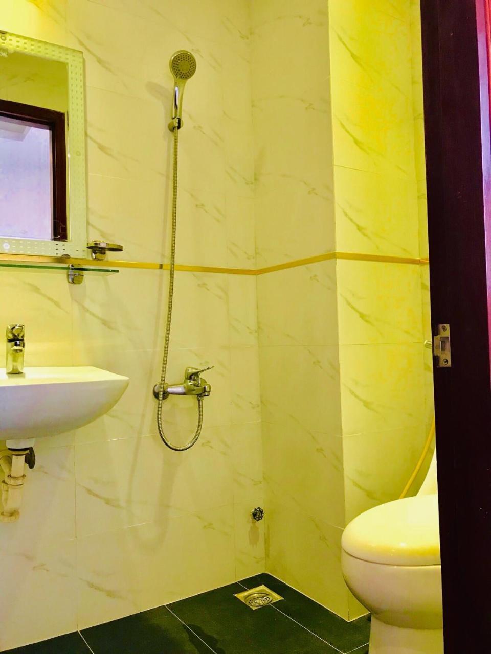 Quynh Anh Hotel Bandar Ho Chi Minh Luaran gambar