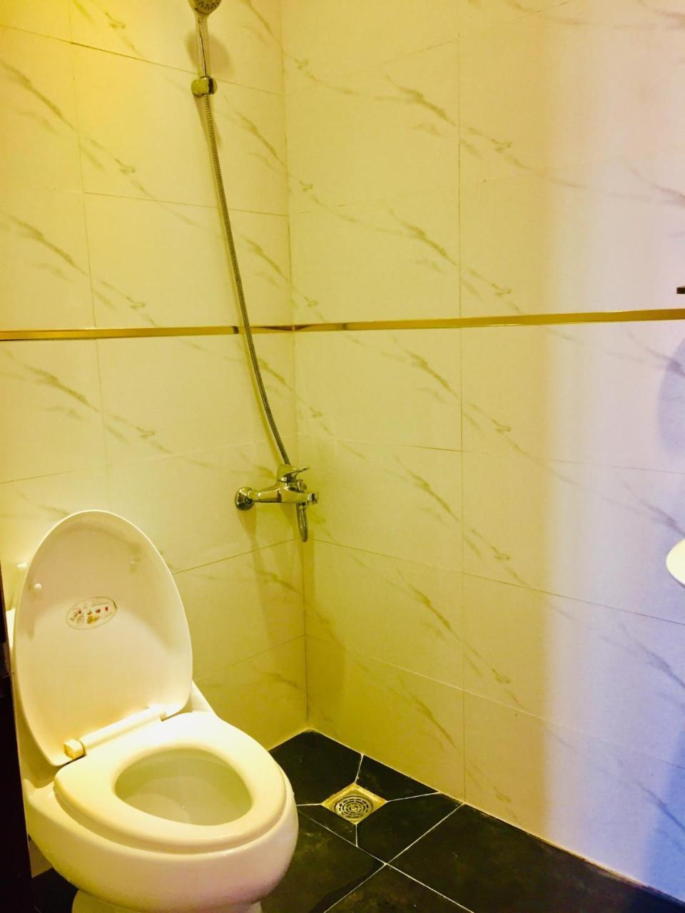 Quynh Anh Hotel Bandar Ho Chi Minh Luaran gambar